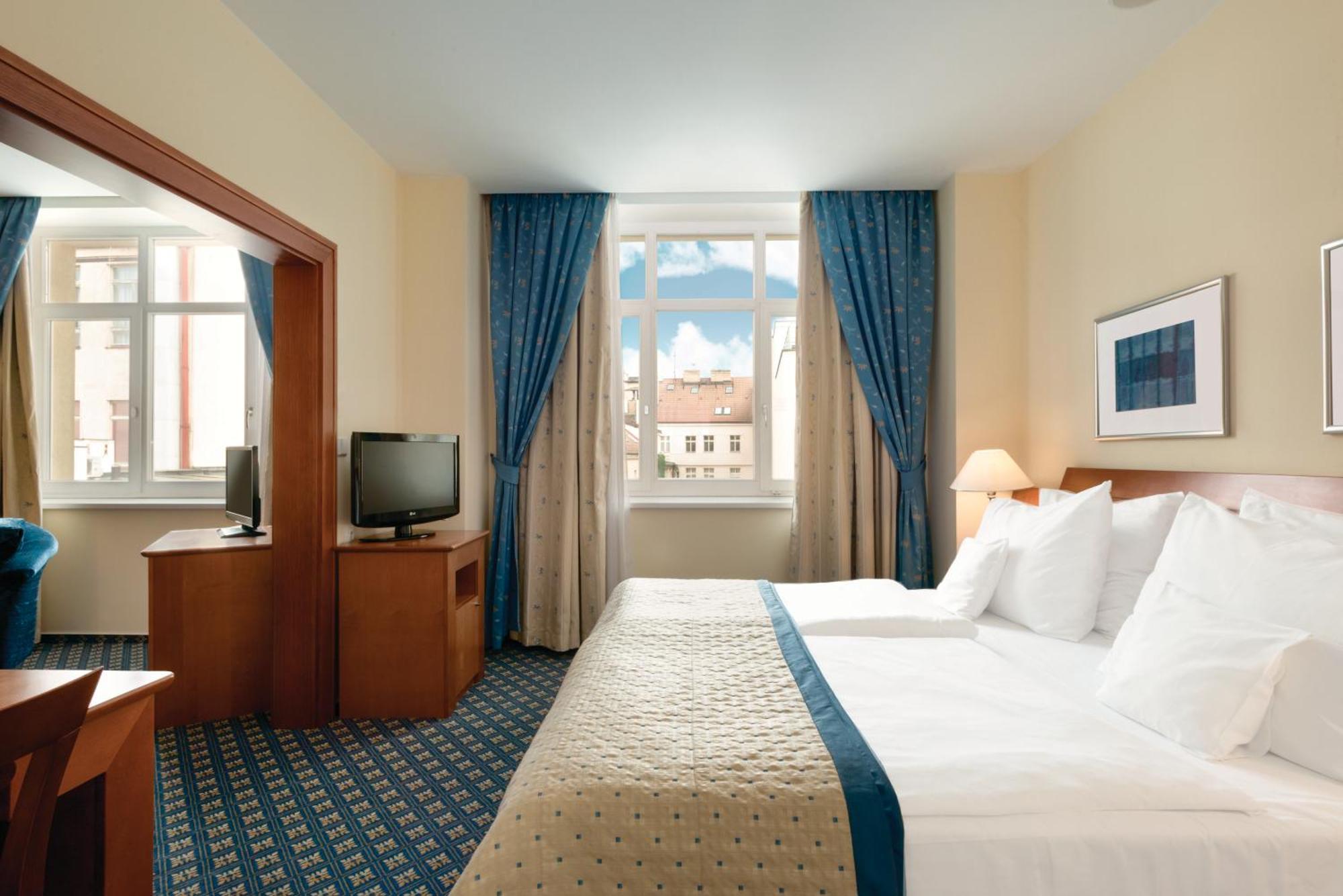 Ramada Centre 4* Praga